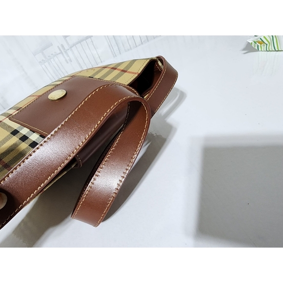 Burberry London Nova Check Printed Shoulder Bag Beige/Brown - Picture 11 of 13